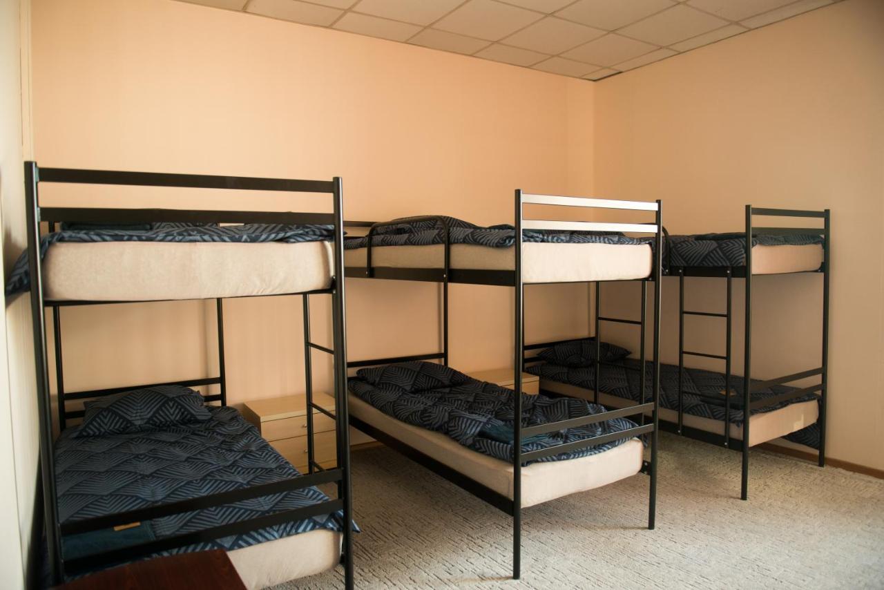 Si-Yo Hostel 乌日霍罗德 外观 照片